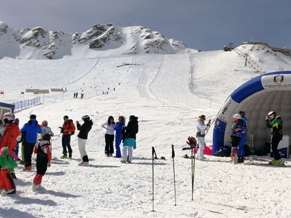 Val Senales 14-4-18 Slalom Gigante del Giogo alto.jpg