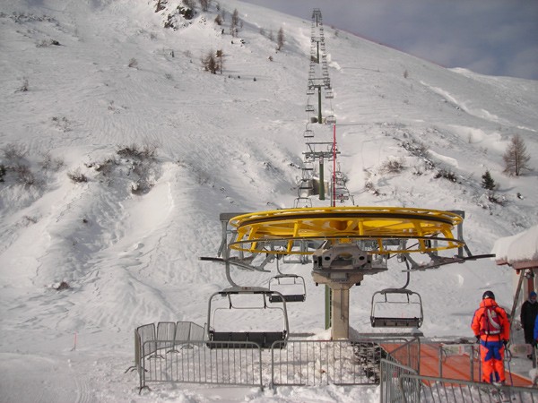 nuova_seggiovia.jpg (133.04 KiB) Visto 3767 volte nuova_seggiovia.jpg