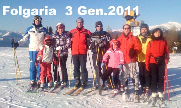 Folgaria Lunedì 3-01-11 Nove S.D.M. in posa..JPG (184.89 KiB) Visto 5635 volte Folgaria Lunedì 3-01-11 Nove S.D.M. in posa..JPG