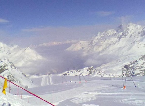 cer.jpg (52.79 KiB) Visto 5580 volte Anche se non si vedono molto, ci sono le ancore