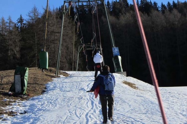 diversi modi di prendere le sciovie a Sesto (Alta Pusteria)