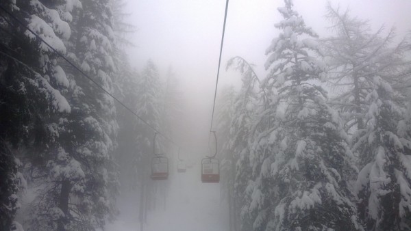 vigo di fassa.jpg (258.44 KiB) Visto 4993 volte Vigo di Fassa, una discesa sotto la neve...