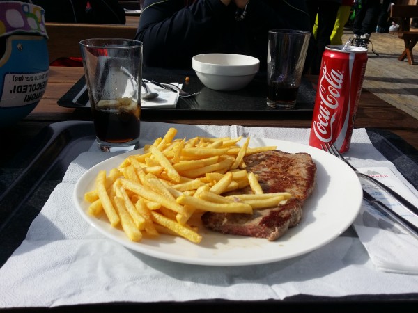 Ristorante Elmo,con grande terrazza al sole.