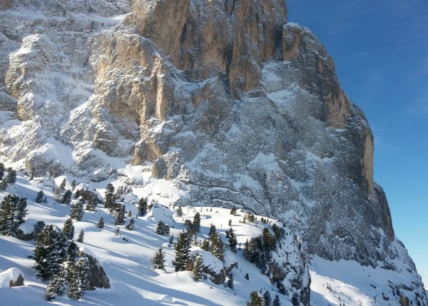 Sassolungo scendedo da val di fassa a val gardena