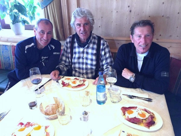 Val Senales Lun.30-4-18 A tavola con patate,uova e speck.jpg (296.2 KiB) Visto 25650 volte Patate,uova e speck ottimi al Piccolo Hotel Gurschler,Maso Corto.